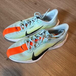 Nike Pegasus Plus Running Shoes